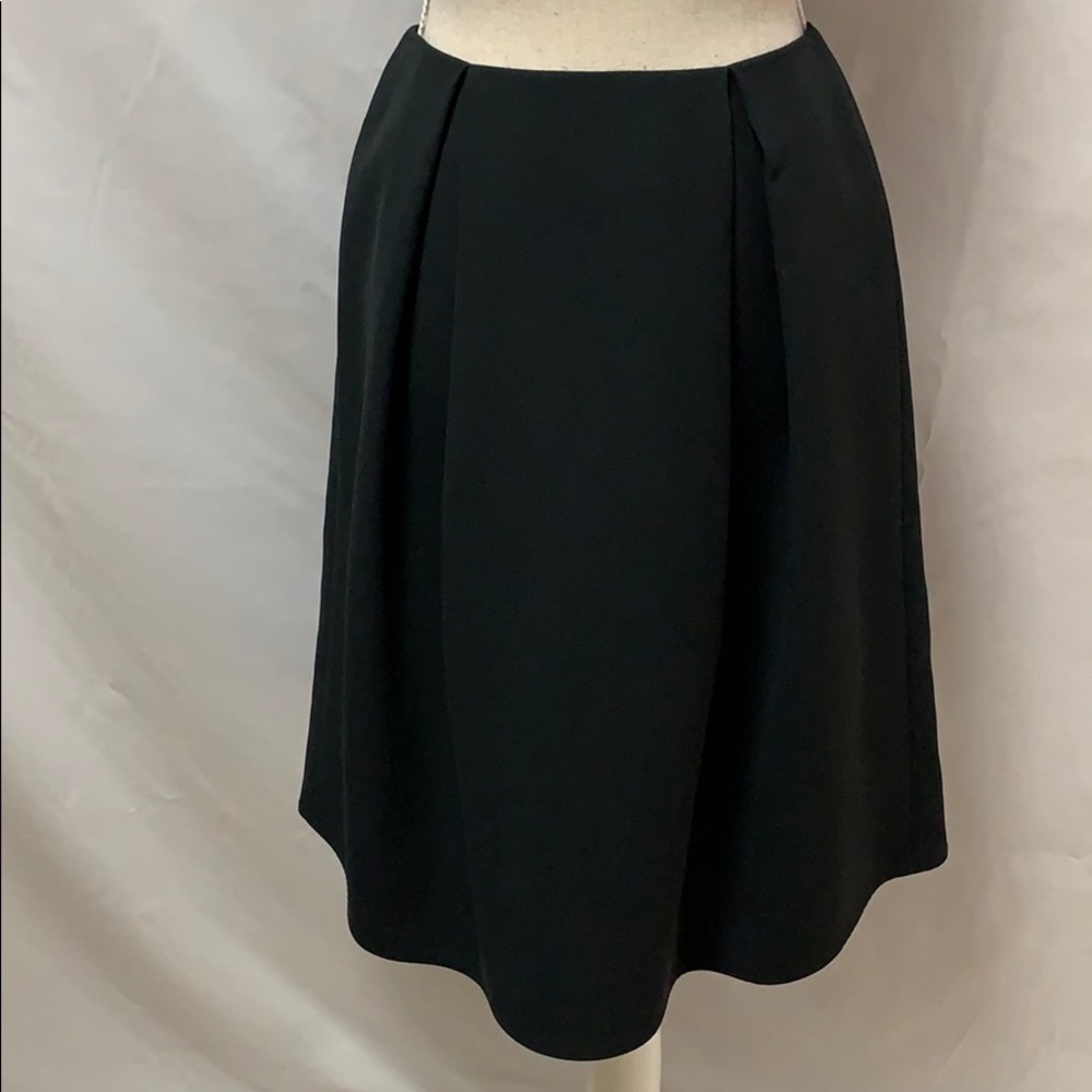 Chelsea28 black box pleat skirt with back zipper